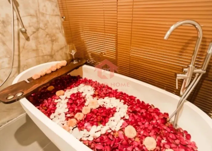 Luxury 2br Private Pool, Wi-fi Villa